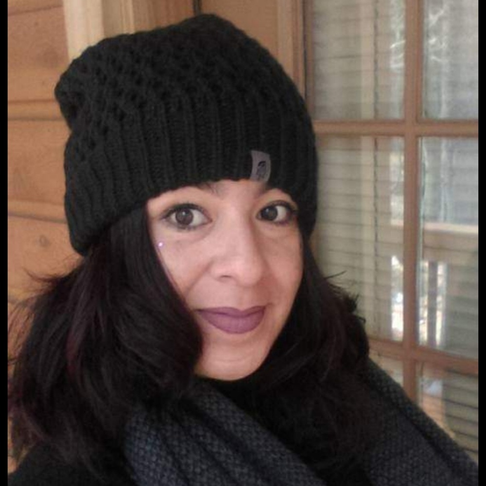 Meet your Posher, Deisy